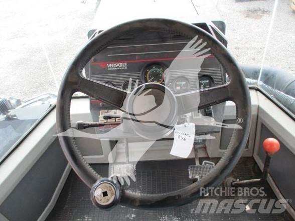Versatile 846 拖拉机/农用车