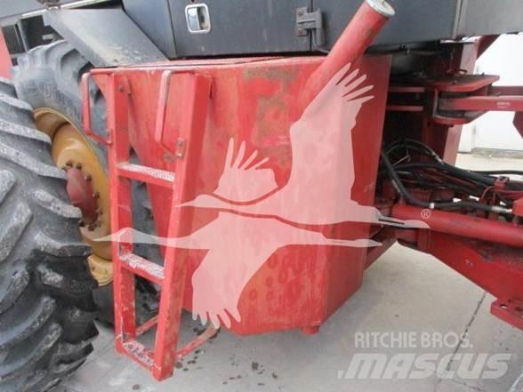 Versatile 846 拖拉机/农用车