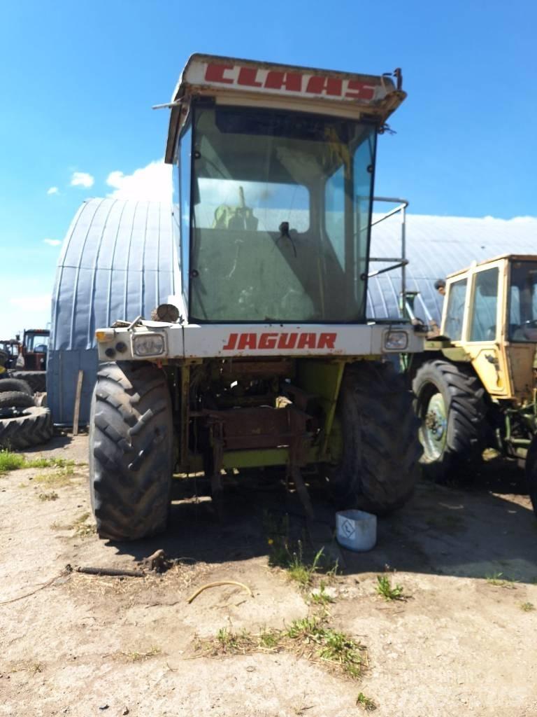 CLAAS Jaguar 690 SL 自走式青贮饲料收割机
