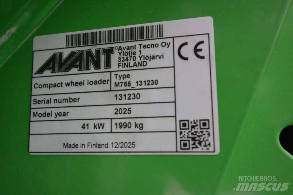 Avant 755i 小型装载机