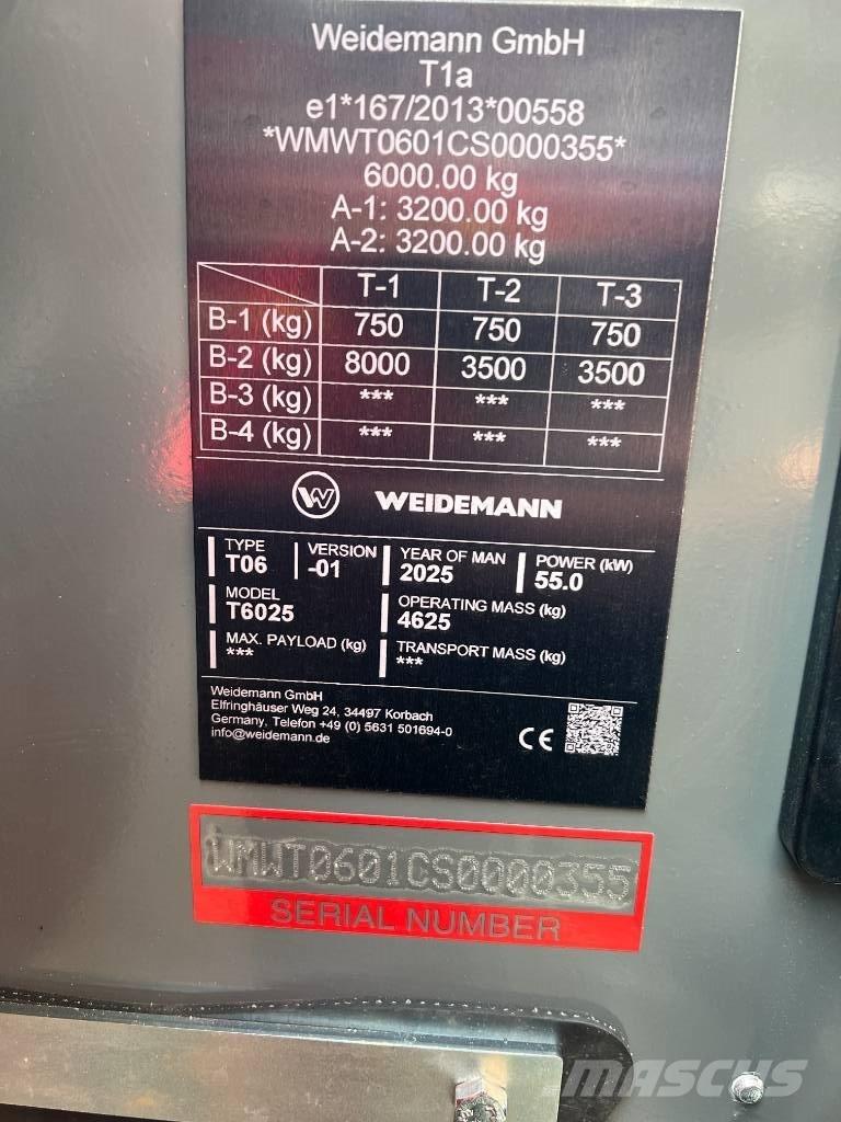 Weidemann T6025 伸缩轮式装载机