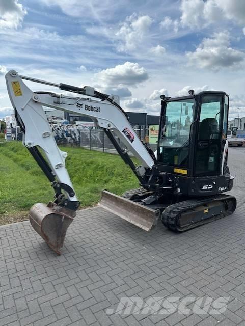 Bobcat E34 小型挖掘机