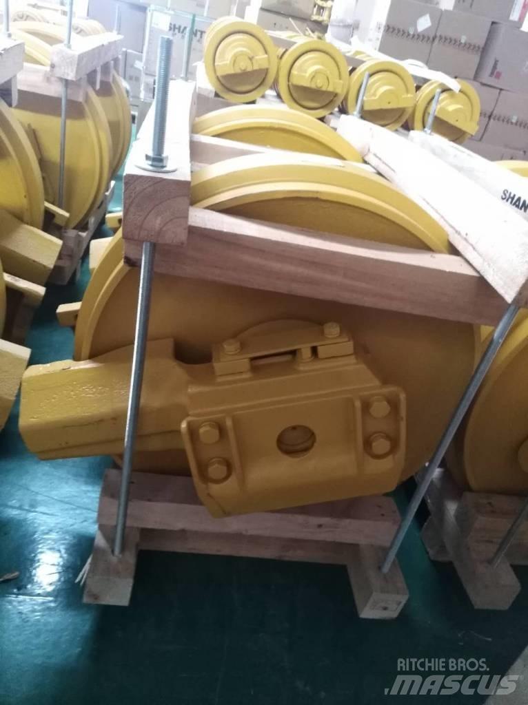 Komatsu D85E-18 履带、链条和底盘