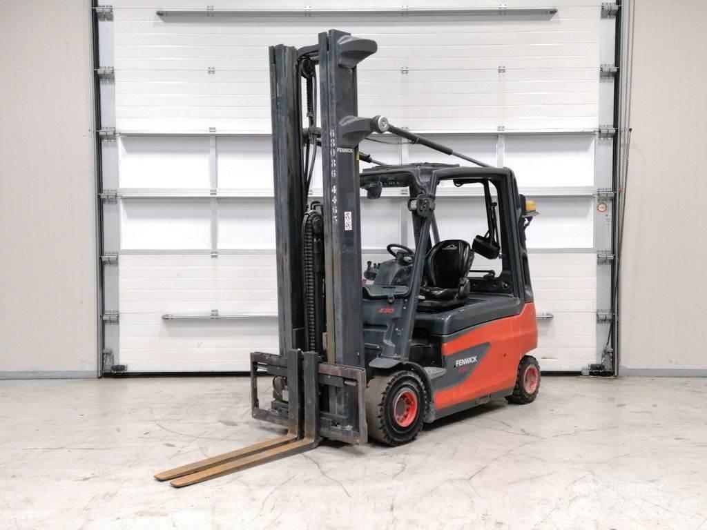 Linde E30L-01 电动叉车