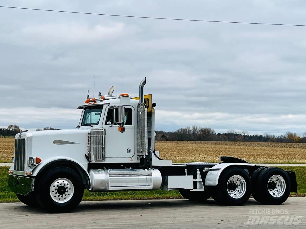 Peterbilt 378 牵引车