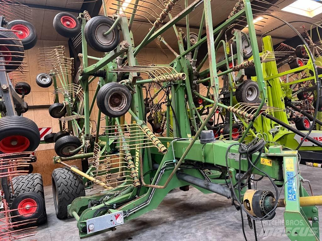 Krone Swadro 1400 犁耙和摊草机