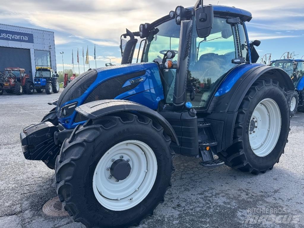 Valtra N 124 拖拉机/农用车