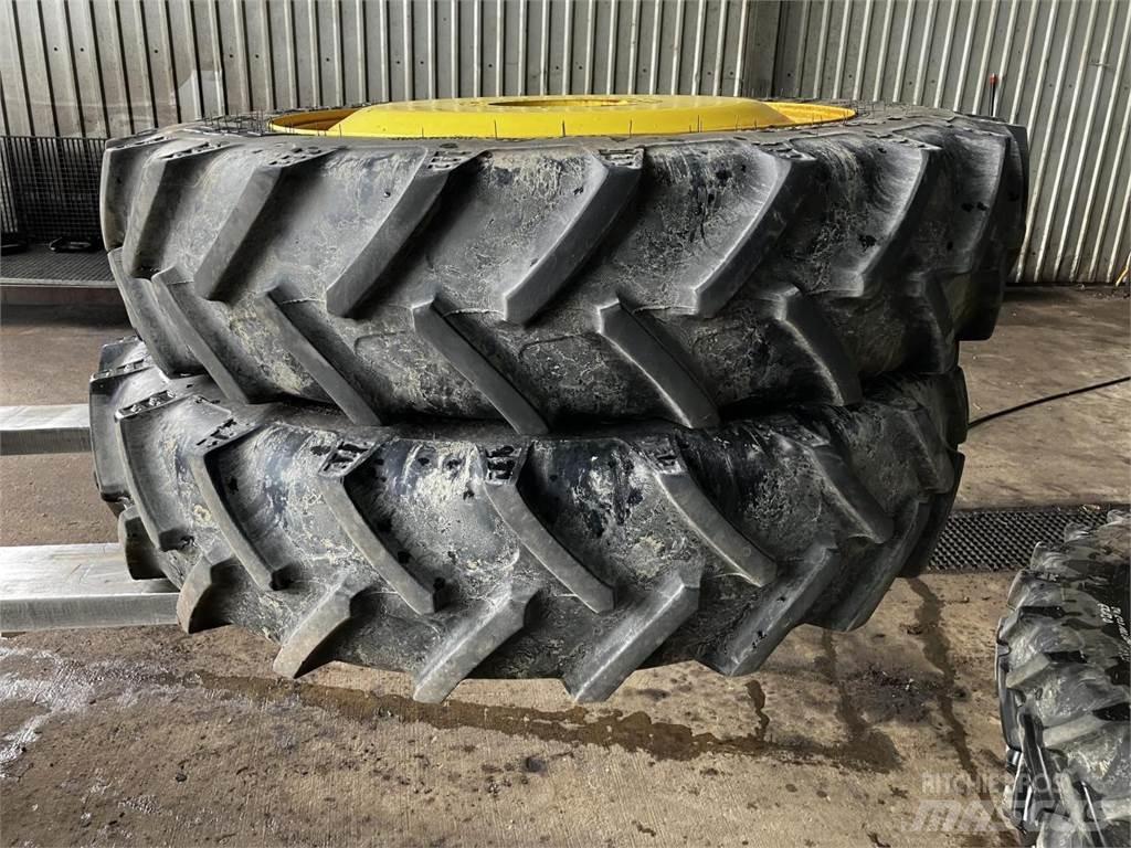 BKT 270/95R32 轮胎、车轮、轮圈