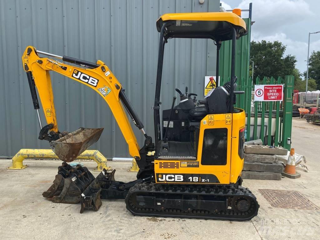 JCB 18 Z 小型挖掘机