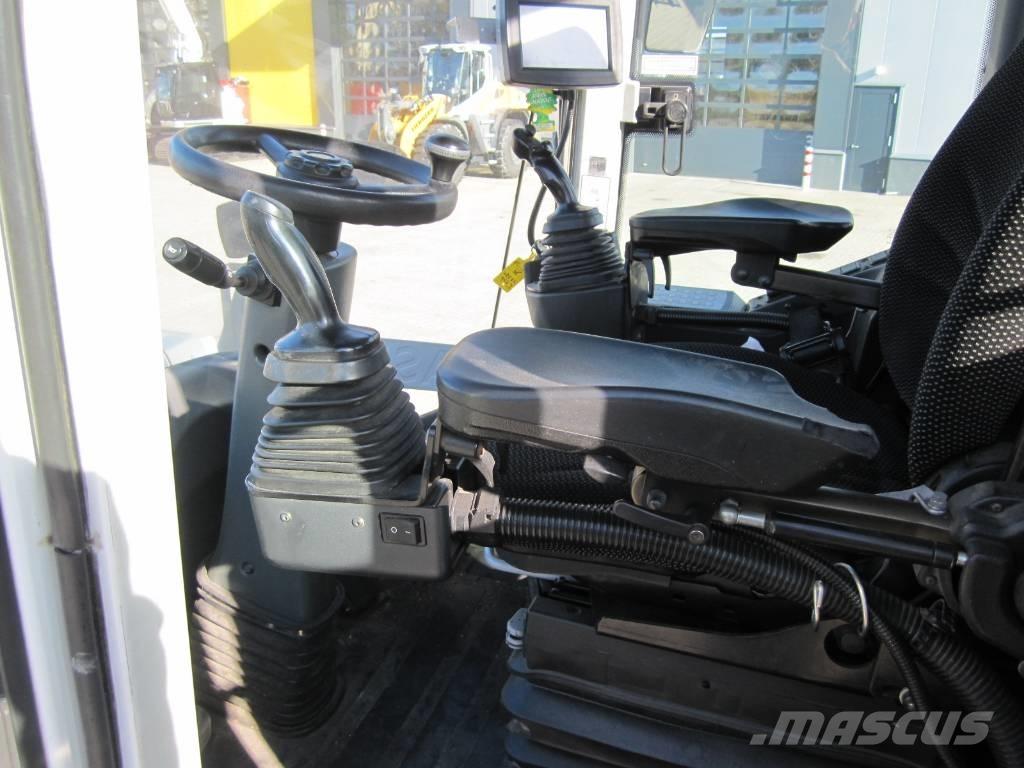 Liebherr L546 轮式装载机