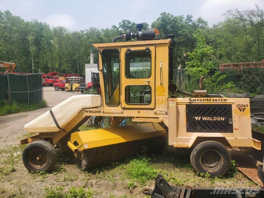 WALDIN SW250 道路清扫车