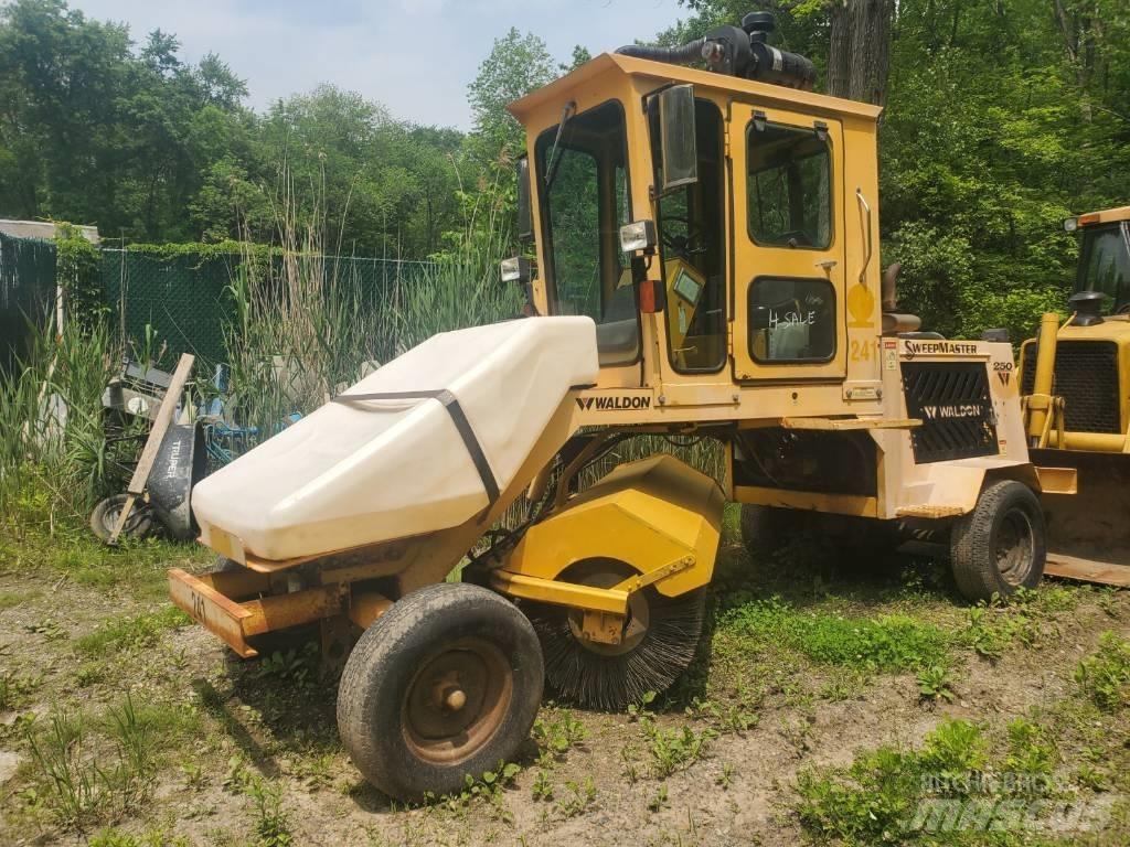  WALDIN SW250 道路清扫车