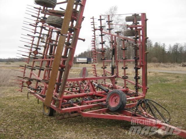 Väderstad NZG 900 钉齿耙