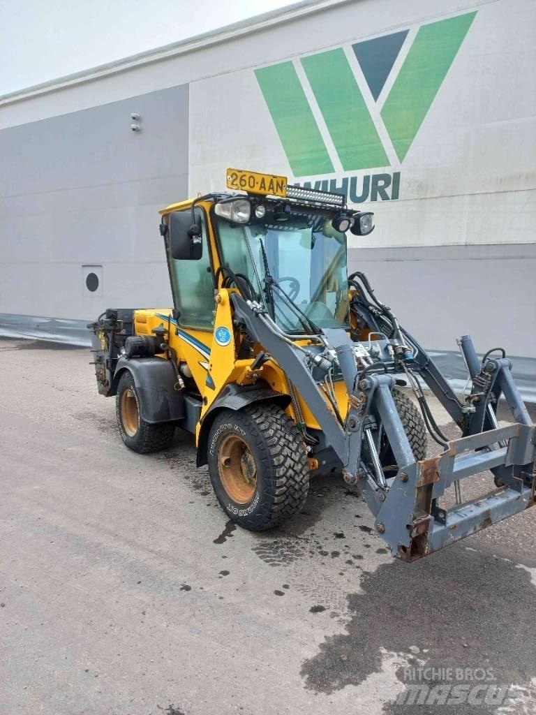 Wille 335B 小型拖拉机