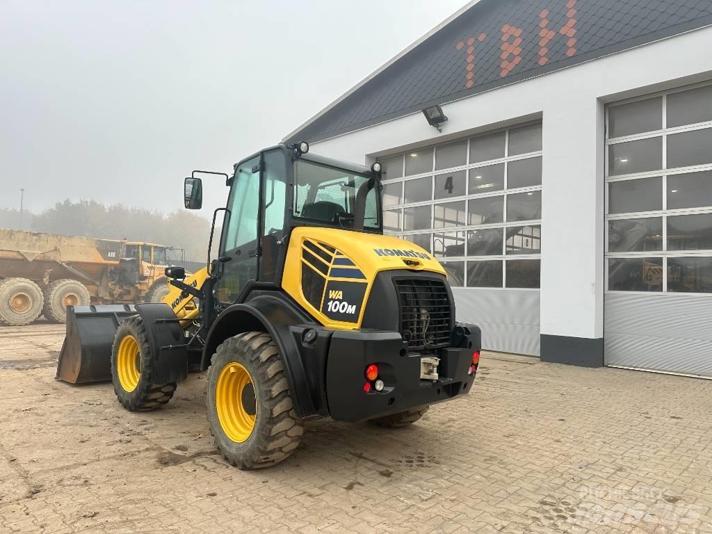 Komatsu WA 100 M-7 轮式装载机