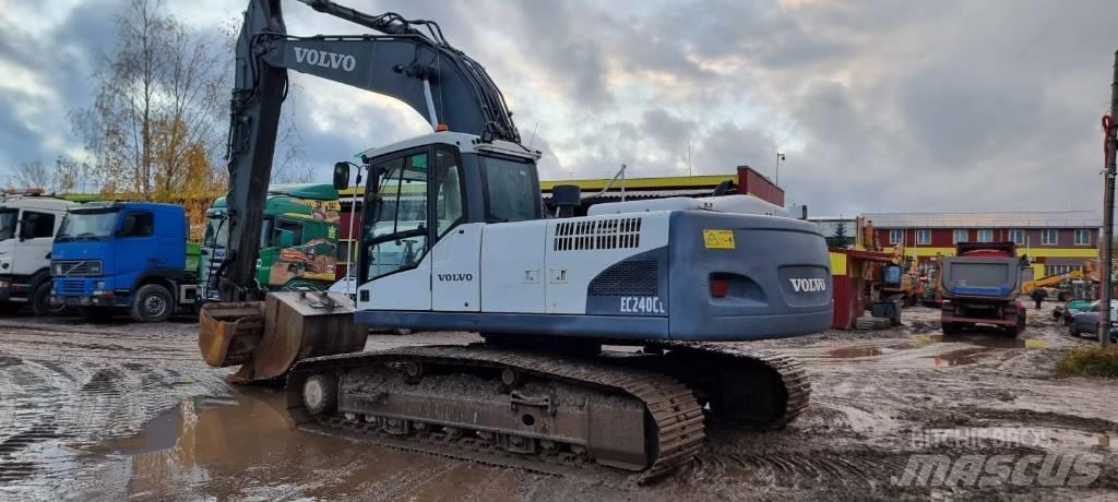 Volvo EC 240 C L 履带挖掘机