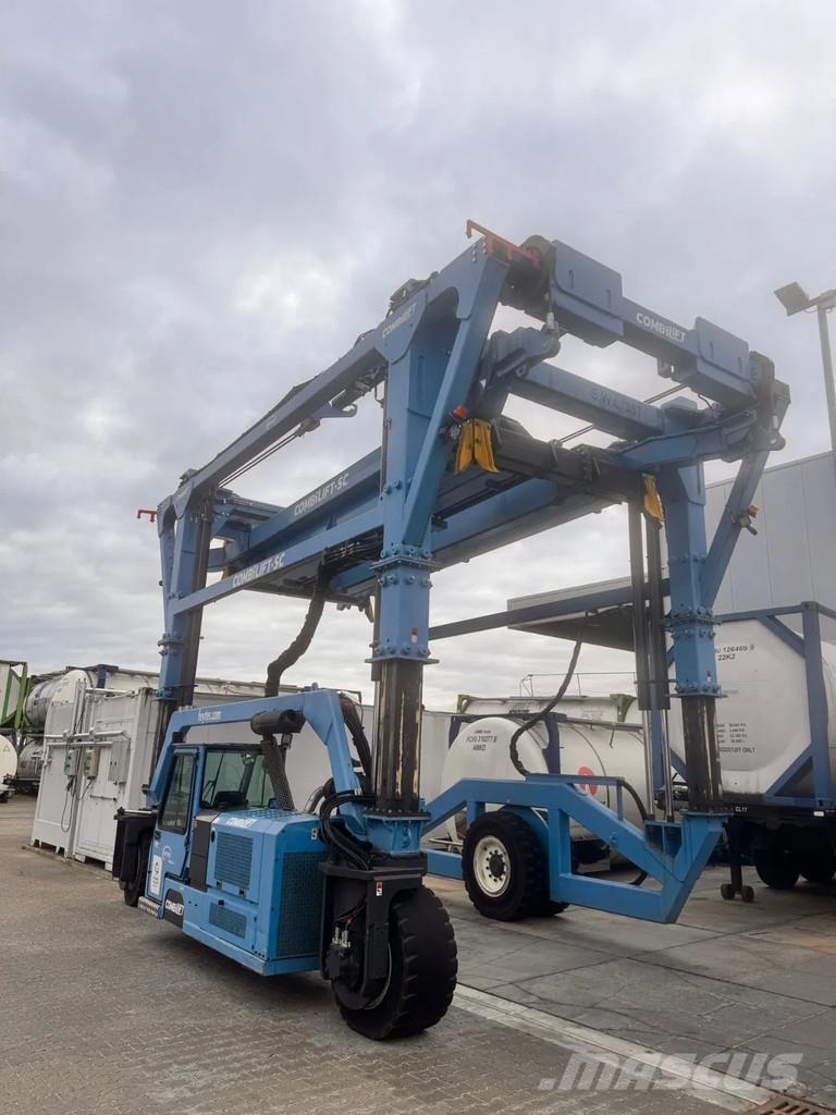 Combilift SC 4338 跨运车