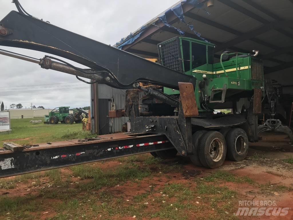 John Deere 437 D 筑床机