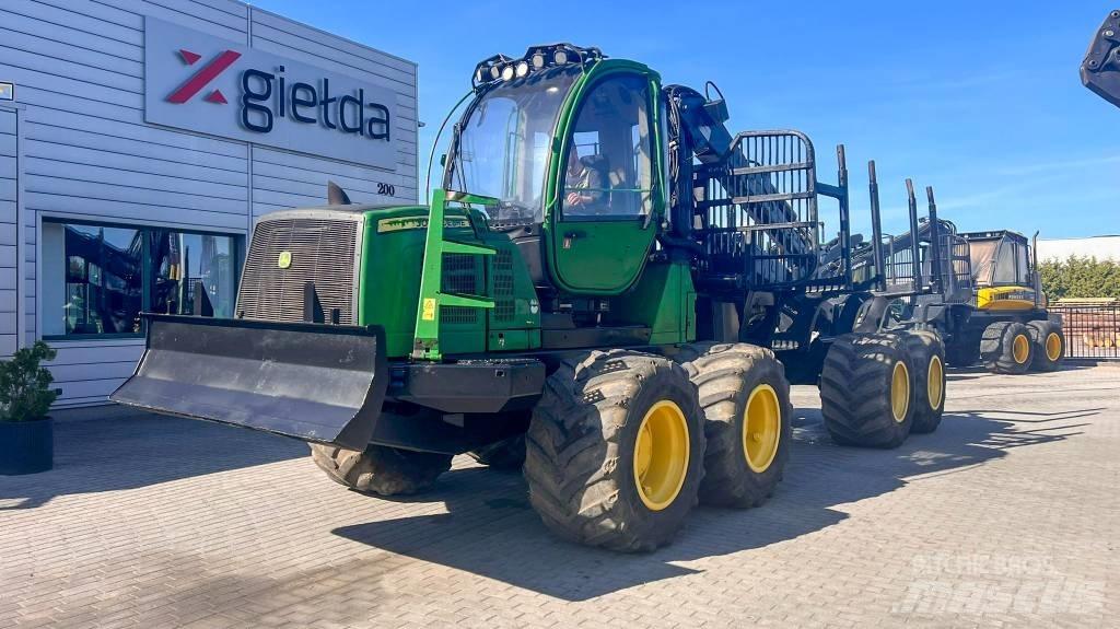 John Deere 1210E 集运机