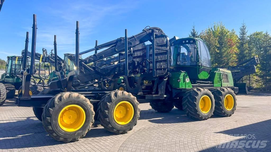 John Deere 1210E 集运机