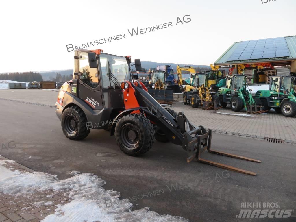 Hitachi ZW 75 轮式装载机