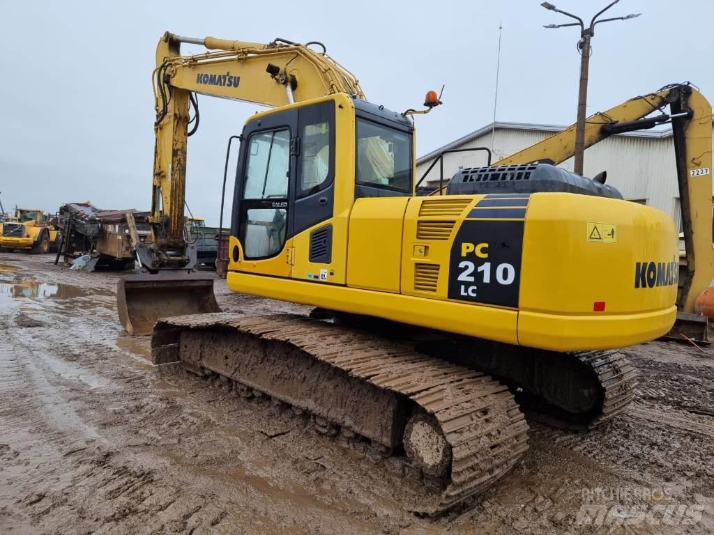 Komatsu PC 210-8 履带挖掘机