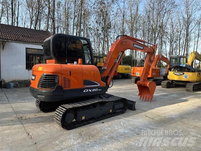 Doosan DX 60 小型挖掘机