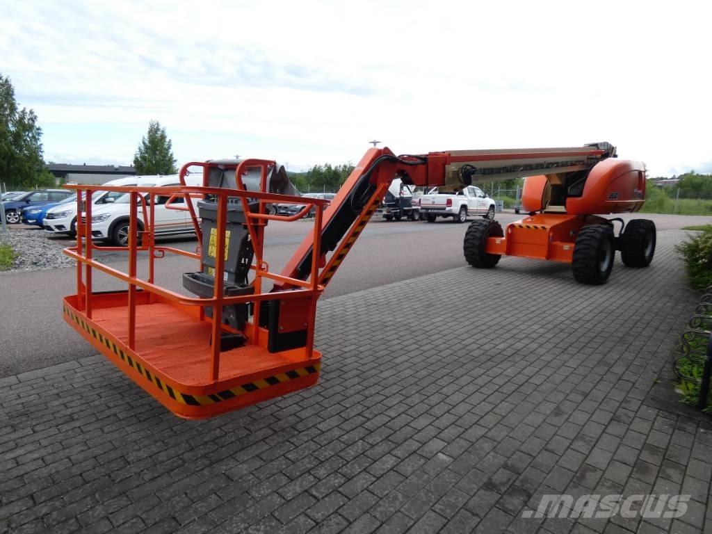 JLG 660 SJ Bomlift 曲臂高空工作平台