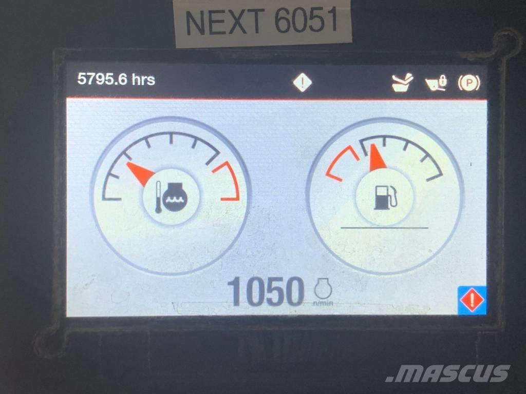 Bobcat S 64 小型装载机