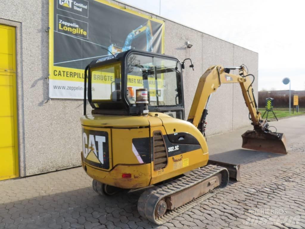 CAT 302.5 C 小型挖掘机