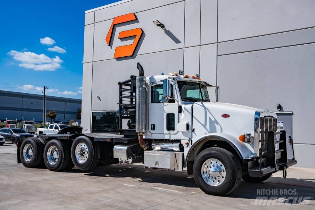 Peterbilt 367 牵引车