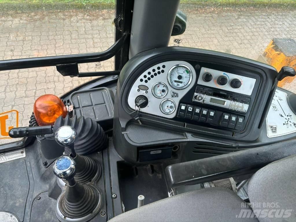 JCB 3 CX 反铲装载机