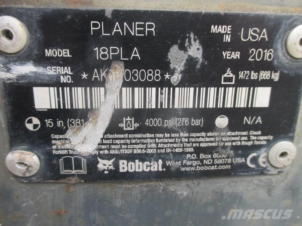 Bobcat 18 PLA 铲运机