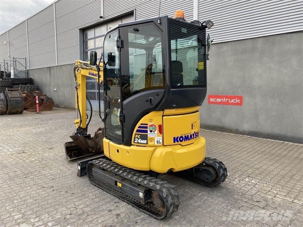 Komatsu PC24MR-5 轮式挖掘机