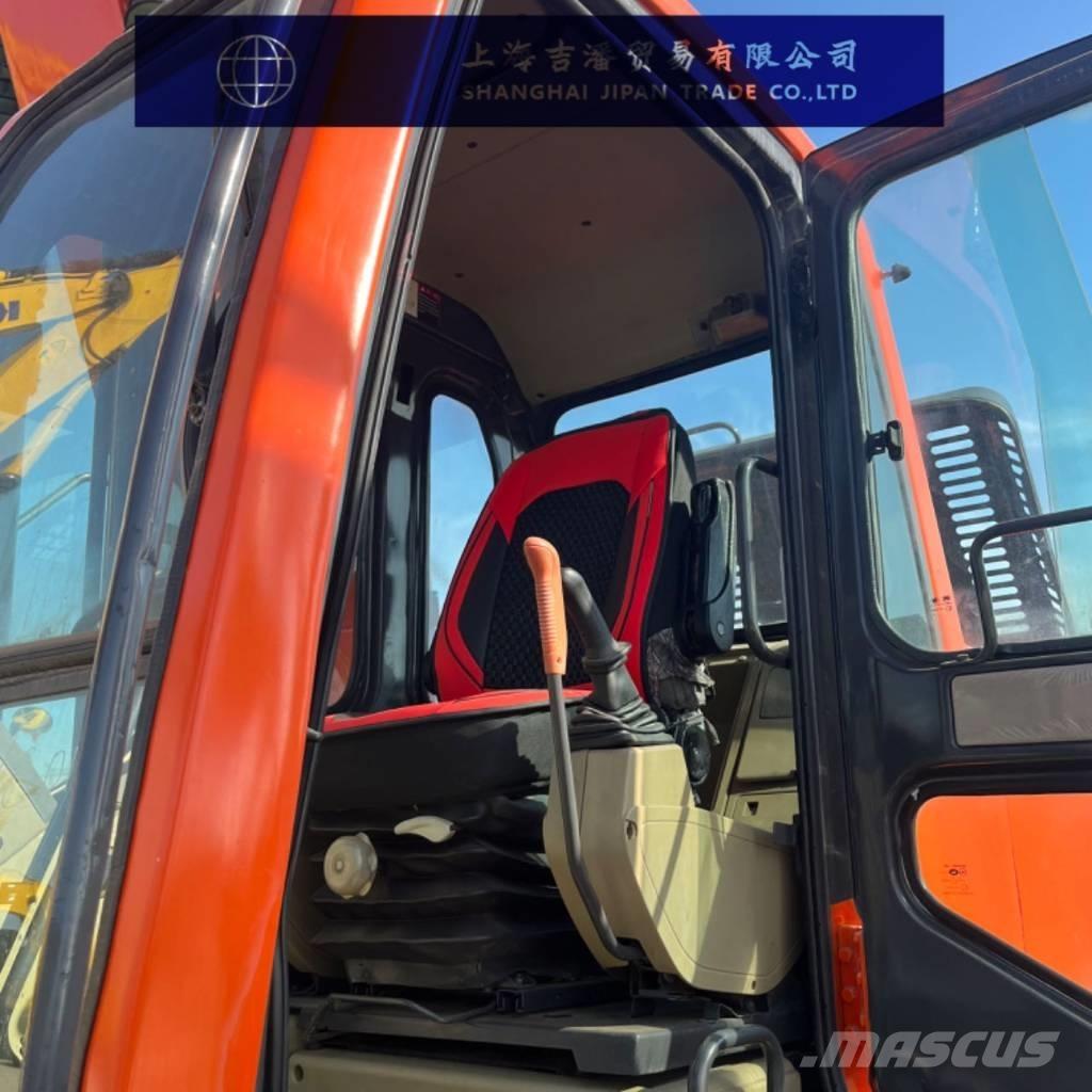 Doosan DX 300 履带挖掘机