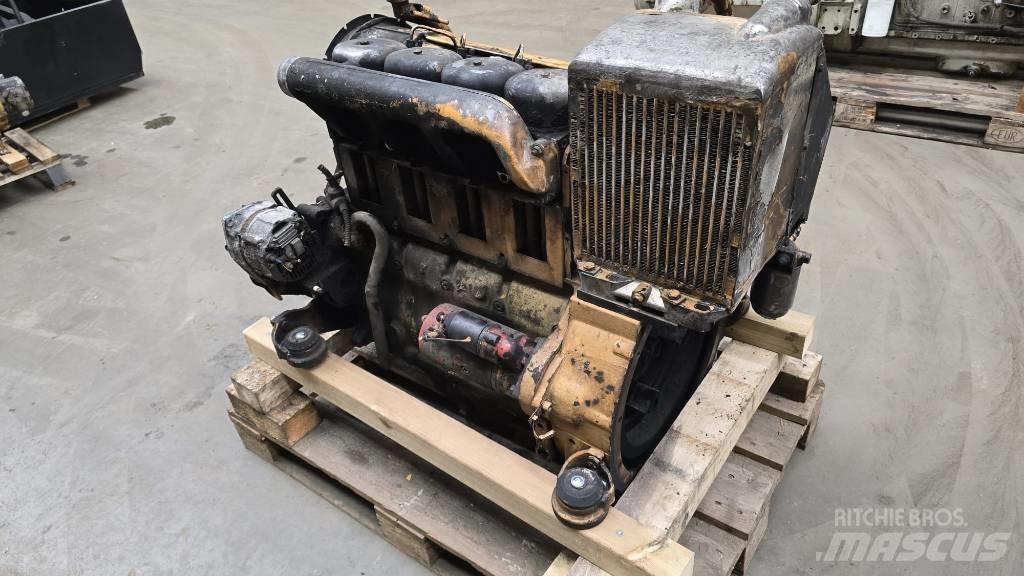 Deutz F4L913 发动机