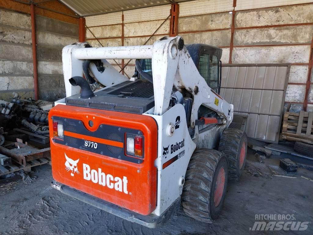 Bobcat S 770 滑移装载机