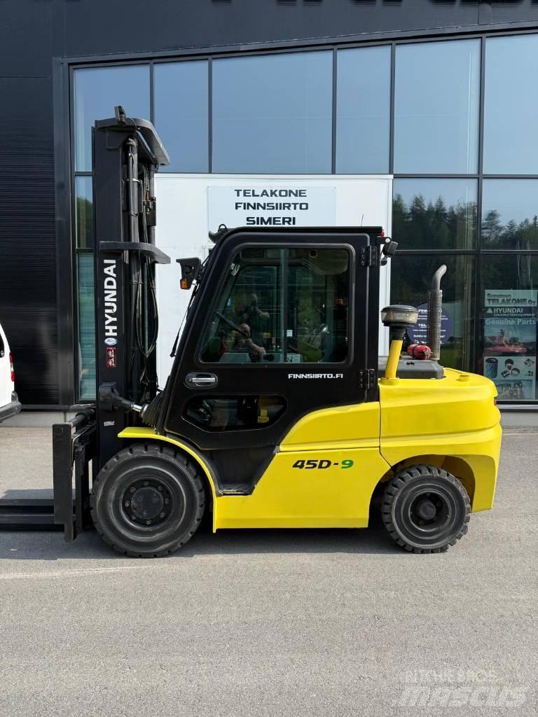 Hyundai 45 D-9 柴油叉车