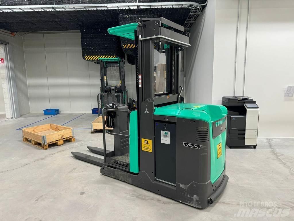Mitsubishi OPBM10P 中端式装载机