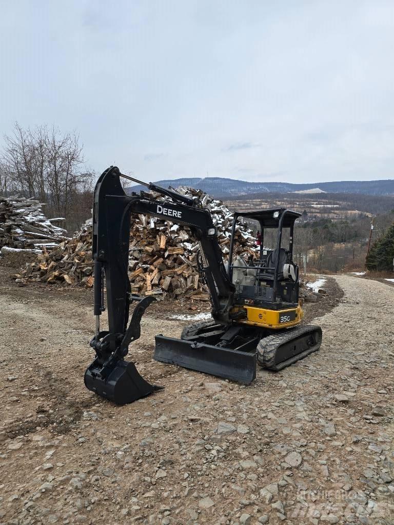 DEERE 35G 小型挖掘机