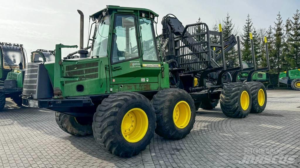 John Deere 1110 D 集运机
