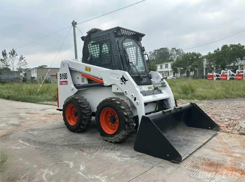 Bobcat S 160 滑移装载机