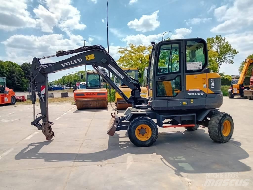 Volvo EW 60 E 轮式挖掘机