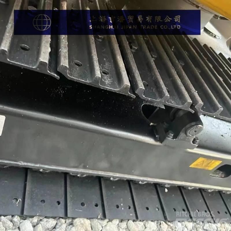 Komatsu PC 70 小型挖掘机