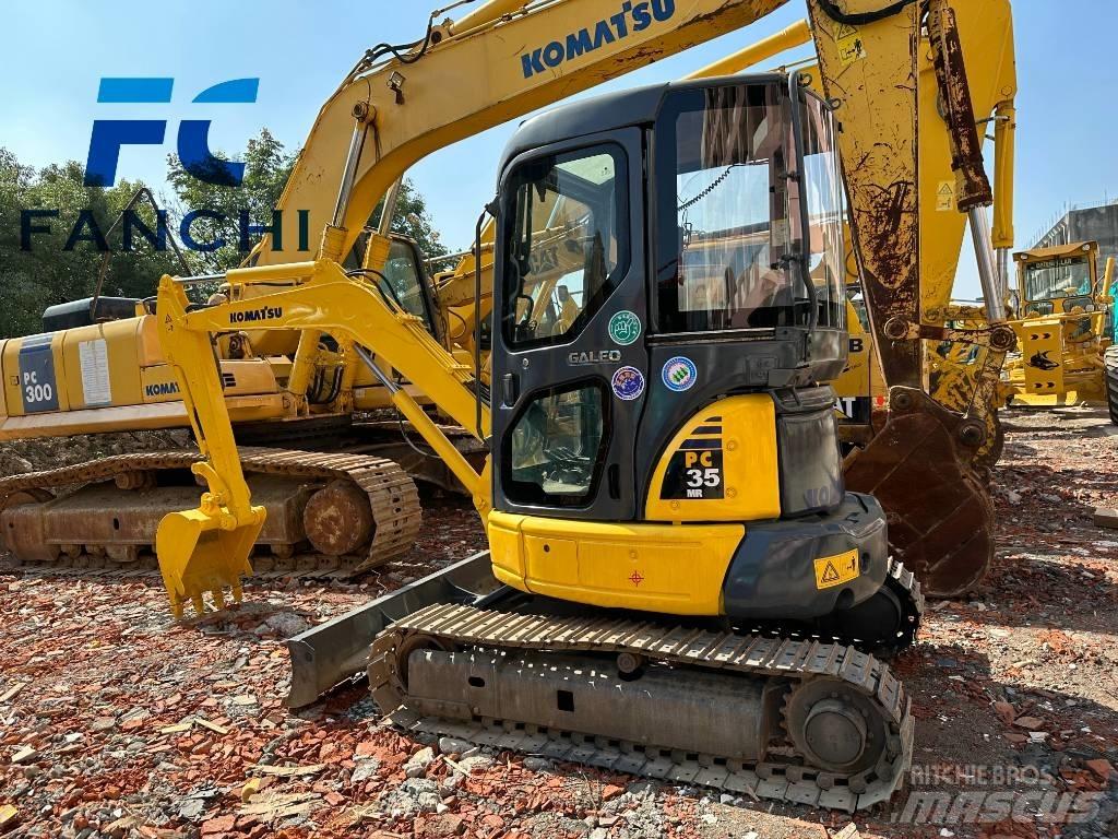 Komatsu PC 35 MR 小型挖掘机