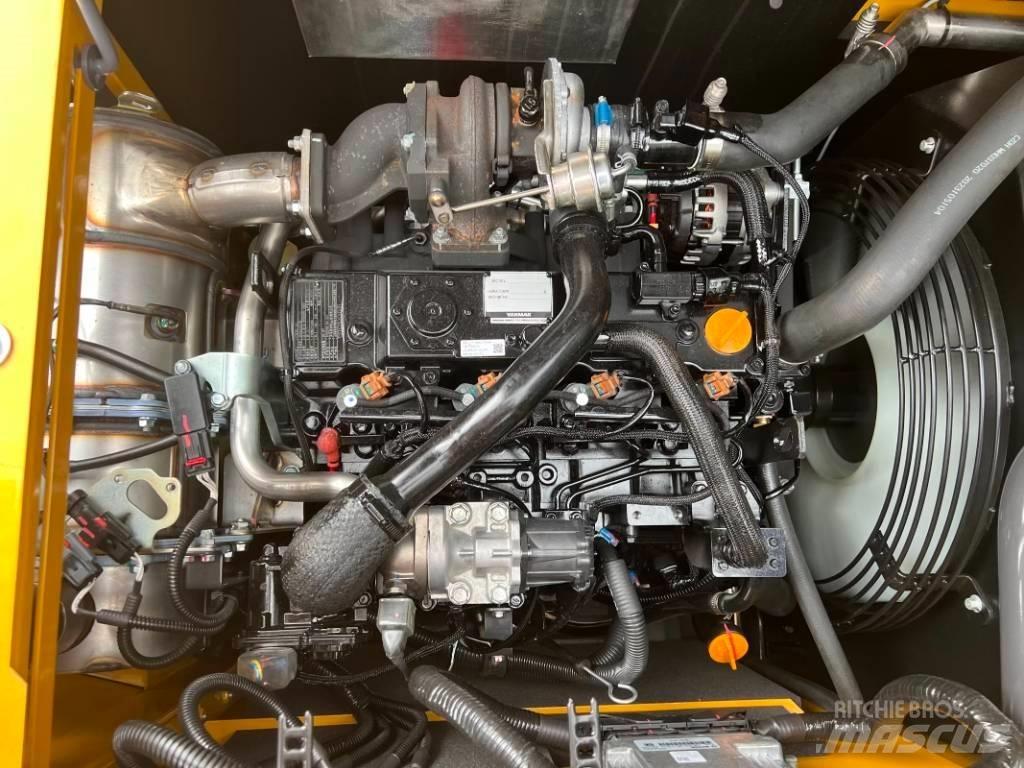 XCMG XE105GA 履带挖掘机