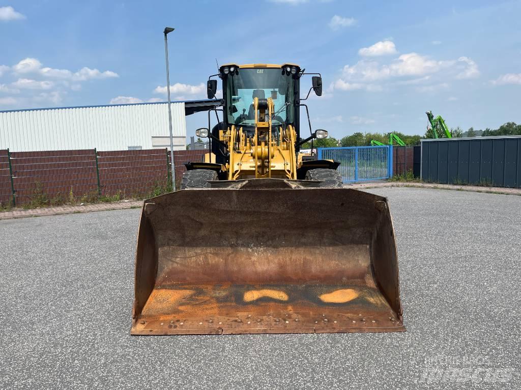 CAT 930M 轮式装载机