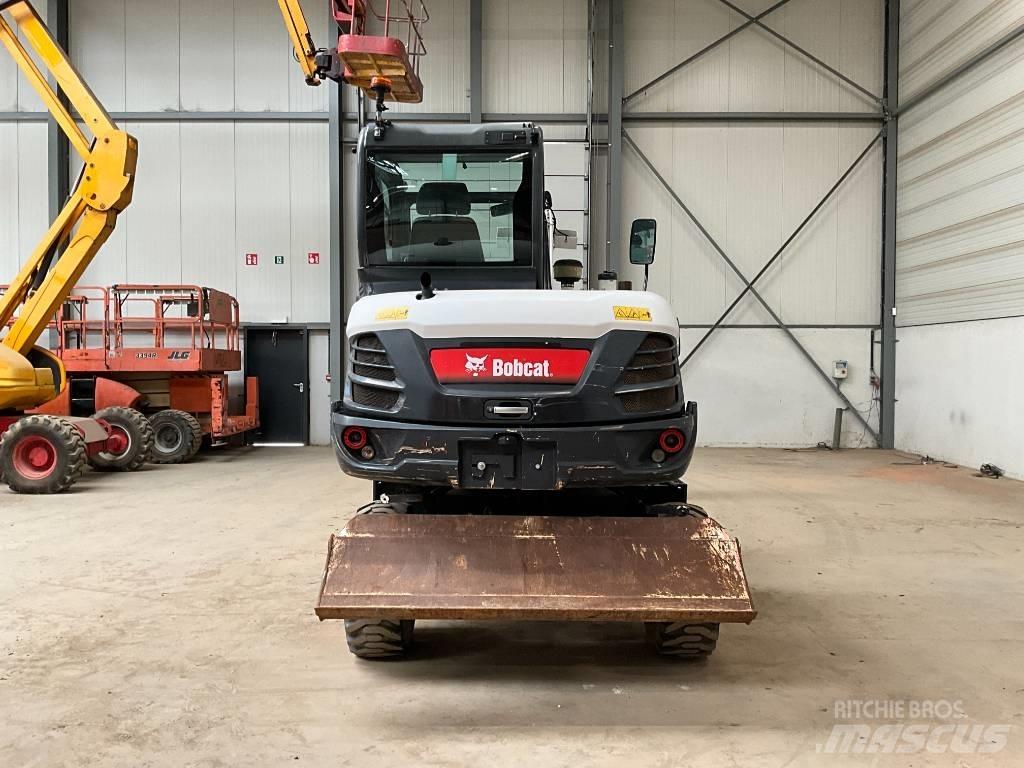 Bobcat E 57 W 轮式挖掘机
