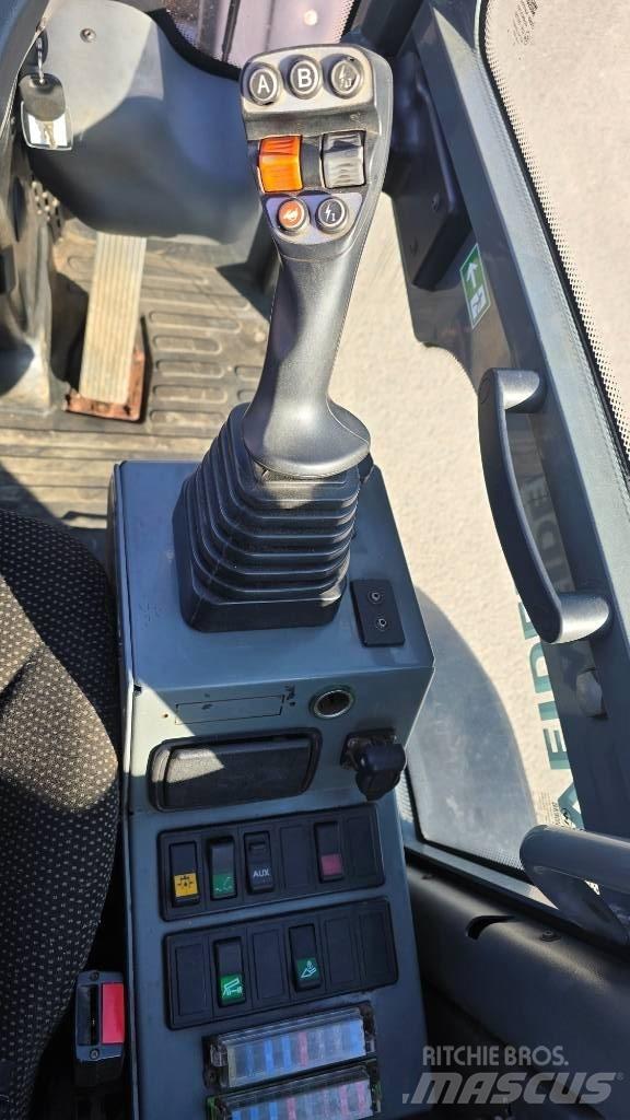 Weidemann 2080Tele 多功能装载机