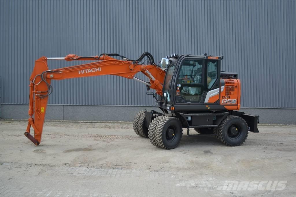 Hitachi ZX135W-7 轮式挖掘机